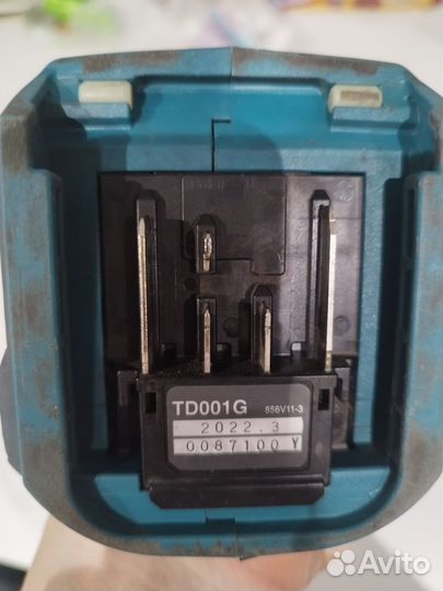 Шуруповерт makita XGT TD001G