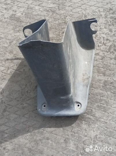 Кожух рулевой колонки scania