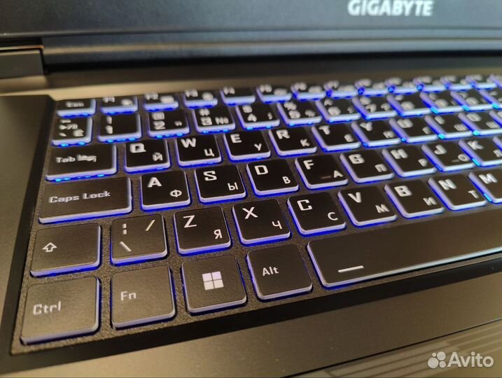 Игровой ноутбук Gigabyte G7 KE