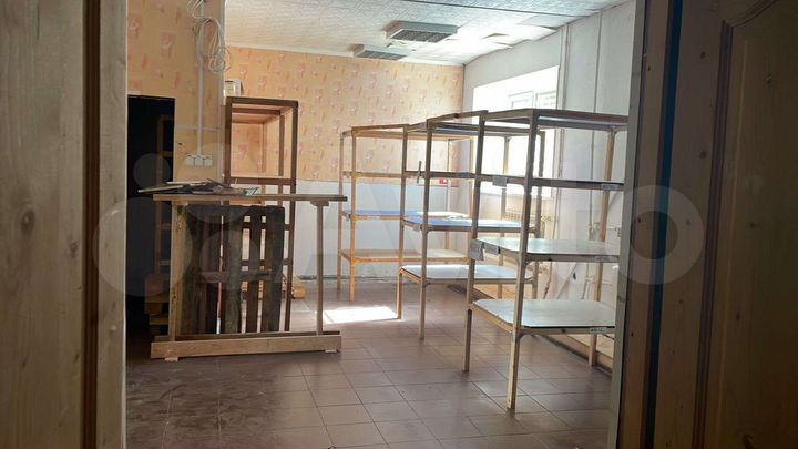 Свободного назначения, 200 м²