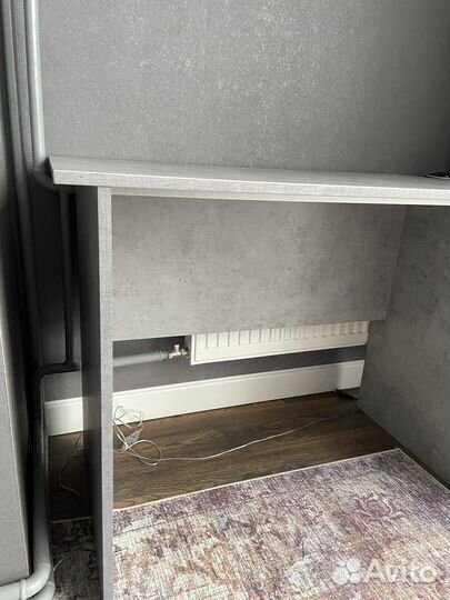 Письменный стол