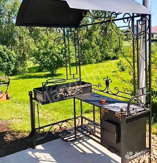 Кованные мангалы с крышей