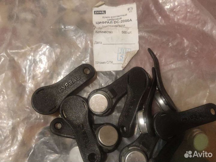 Ключ SB 1990 A TouchMemory, цифрал dc-2000a