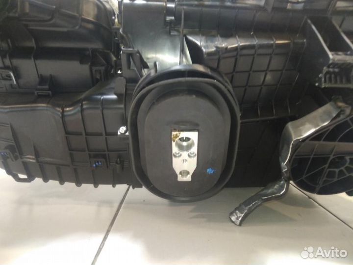 Корпус отопителя Infiniti QX50 II (2017—2024)