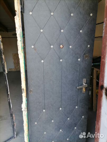 Металлическая дверь бу