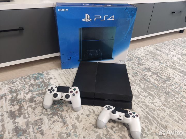 Прошитая PS4 1Tb+GTA 5, Minecraft и тд