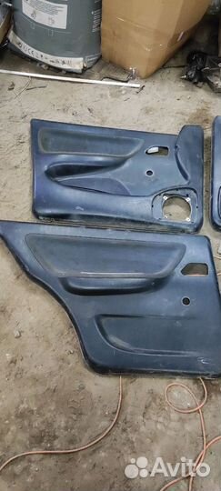 Дверные карты чёрные Чери Амулет А15