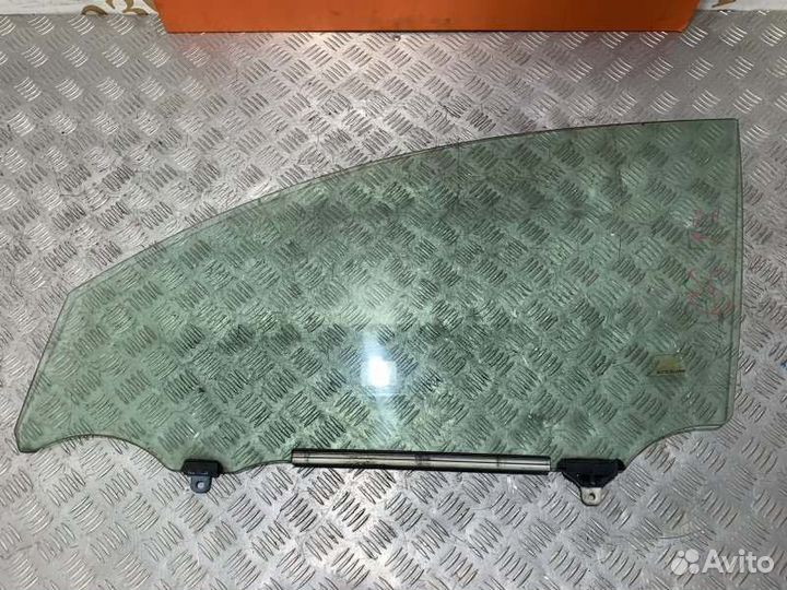 Стекло двери переднее левое Lexus Gs350 GRS196