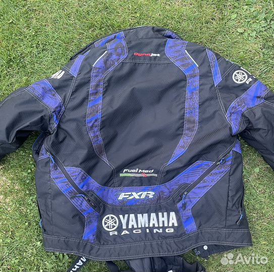 Снегоходный костюм yamaha