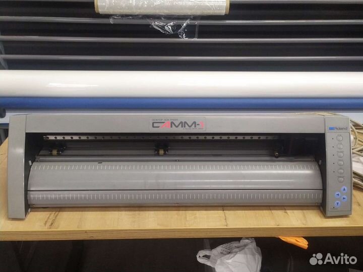 Режущий плоттер roland