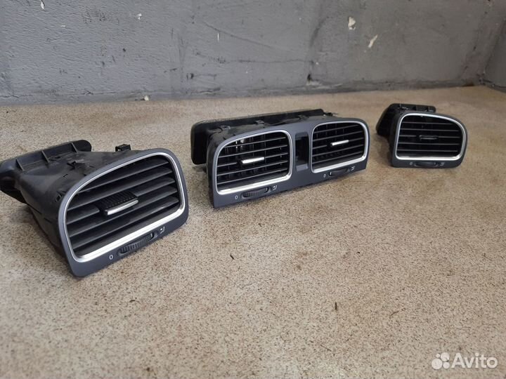 Комплект воздуховодов хром для Volkswagen Golf 6