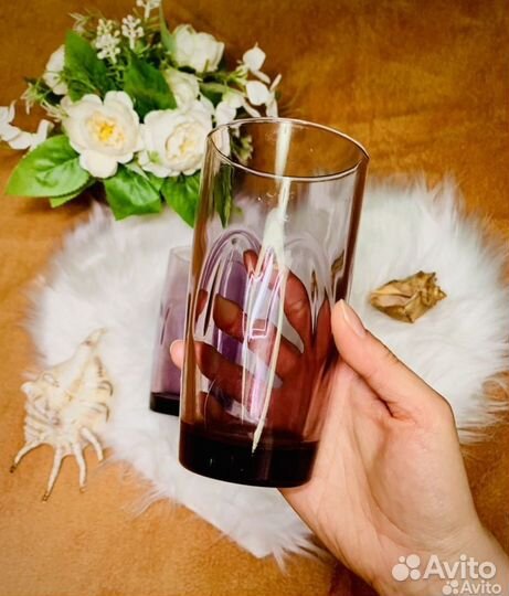 Зелёный стакан из вкусно и точка