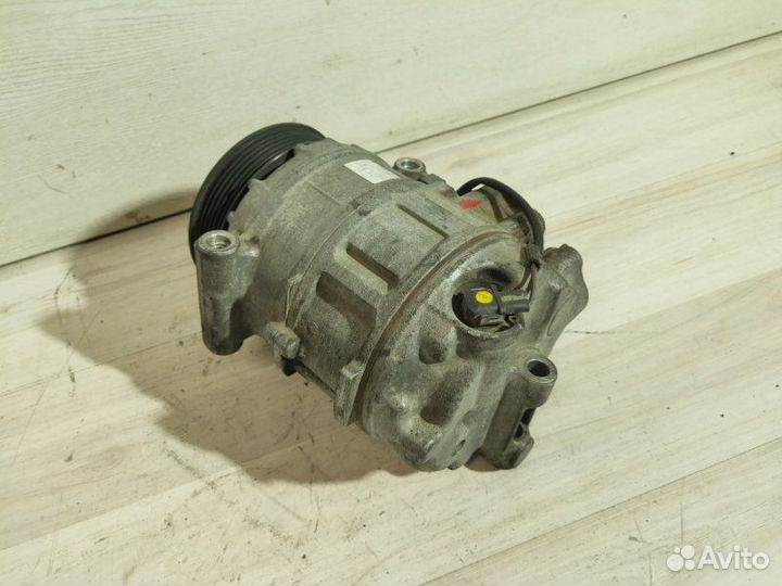 Компрессор кондиционера Mercedes-Benz Sprinter