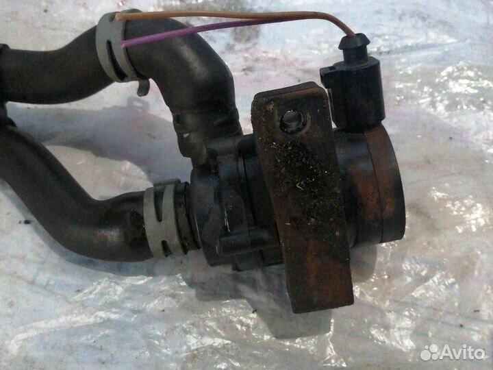 Насос охлаждения дополн skoda octavia a5, 1.8