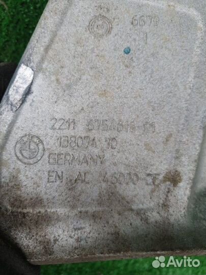 Крепление двигателя правое Bmw X5 E53 M54B30 2005