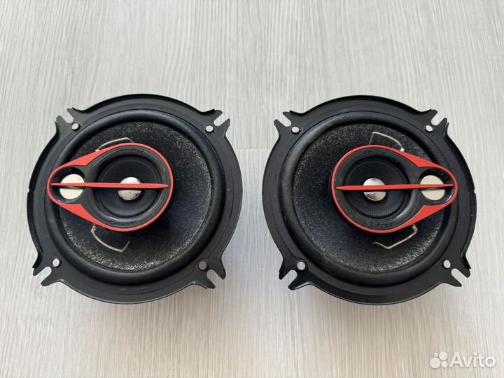 Колонки Pioneer TS-R1350S