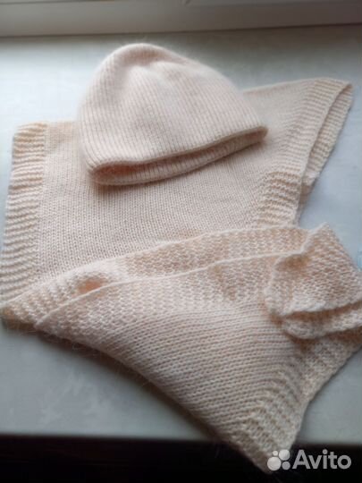 Шапка женская вязаная