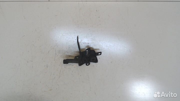 Замок капота Subaru Forester (S11), 2006