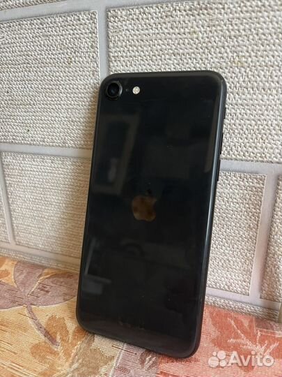 iPhone SE (2020), 128 ГБ