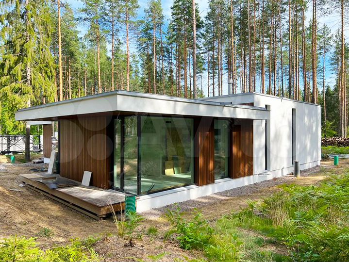 Коттедж 292 м² на участке 30 сот.