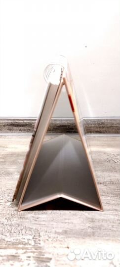 Книга Закуски и салаты