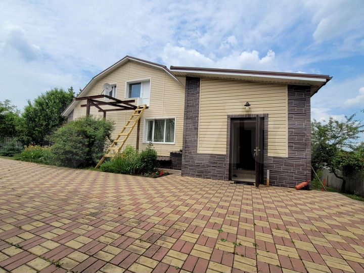 Дом 130 м² на участке 17 сот.