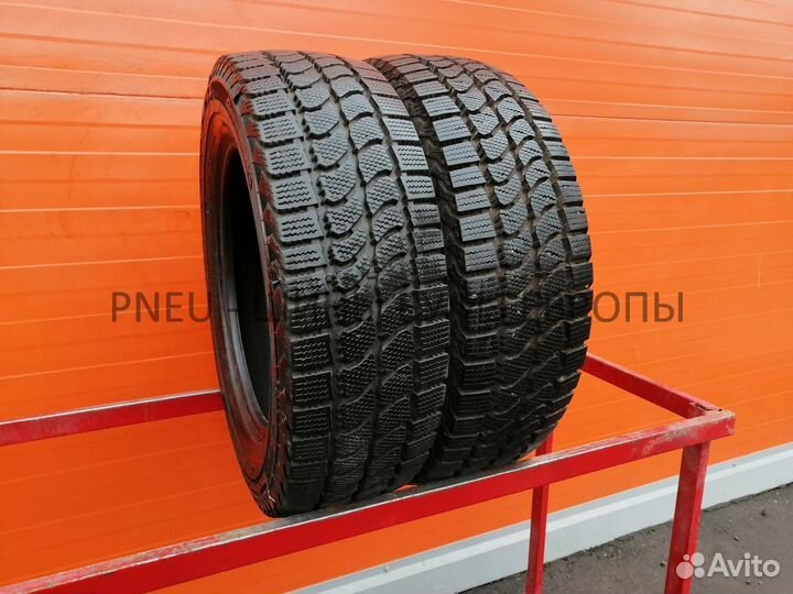 Continental VancoVikingContact 2 205/65 R16C 88T