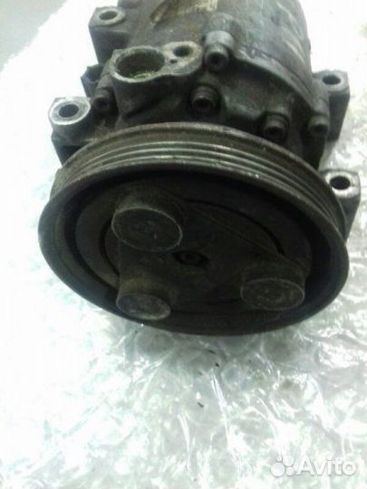 Компрессор кондиционера Nissan Almera P11