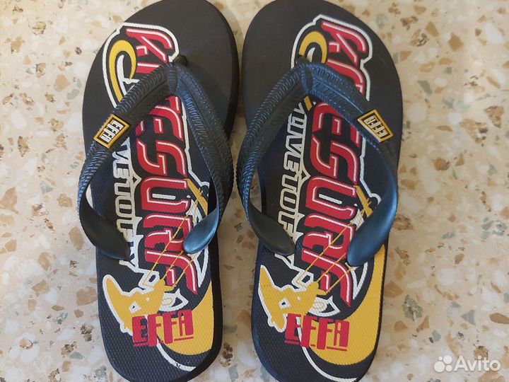 Сланцы детские новые