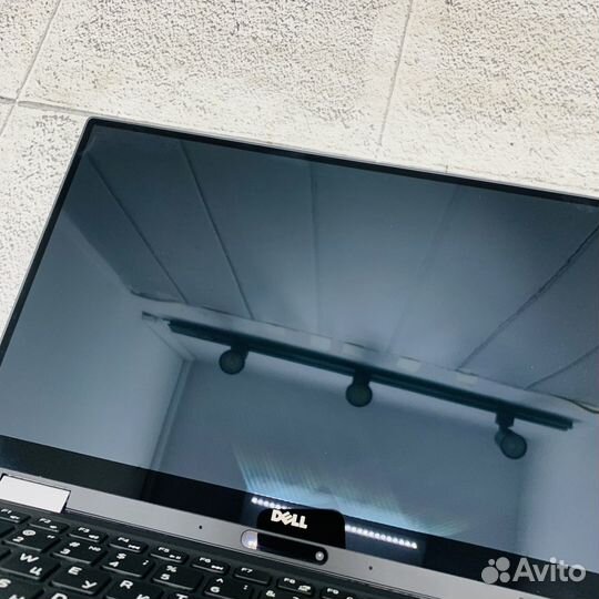 Dell XPS 13 9365 i5-7Y54/8gb с дефектом