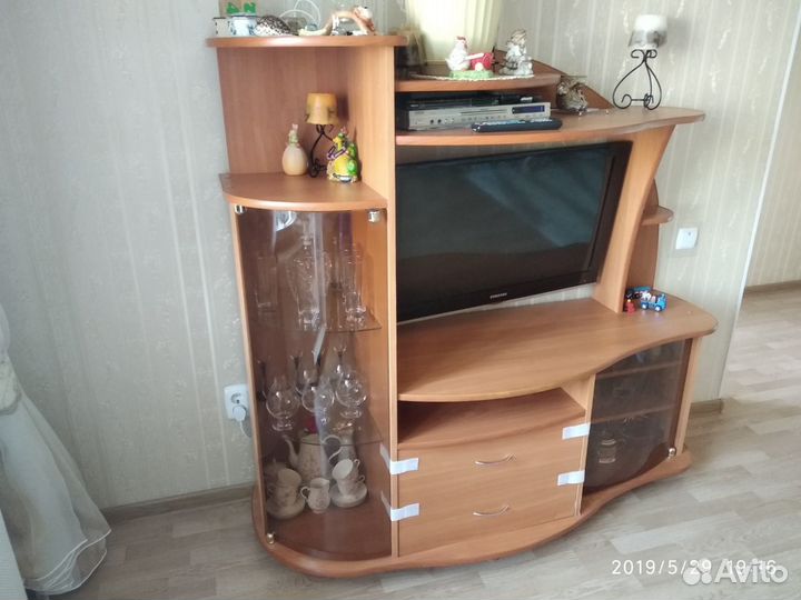 Тумба под тв