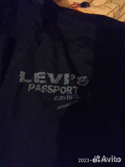 Зимняя мужская куртка levis