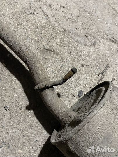 Задний бачок глушитель