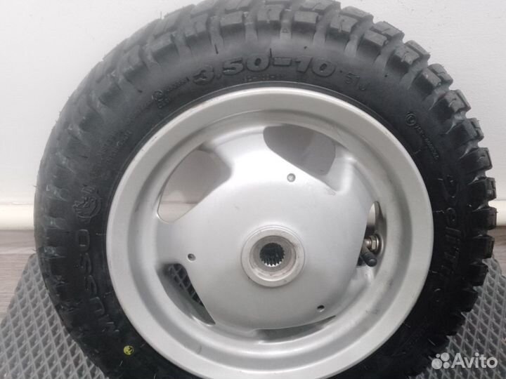 Задний диск с зимней по крышкой Ямаха Гир 4т