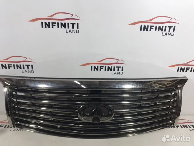 Решетка радиатора (под камеру) Infiniti Qx80/Qx56