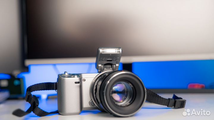 Sony Alpha NEX 5N + Helios 44-2 + 128 гб + сумка