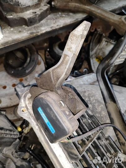 Педаль газа Ман 81.25970.6094