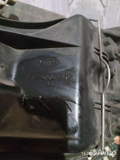 Продам фару правую мерседес спринтер