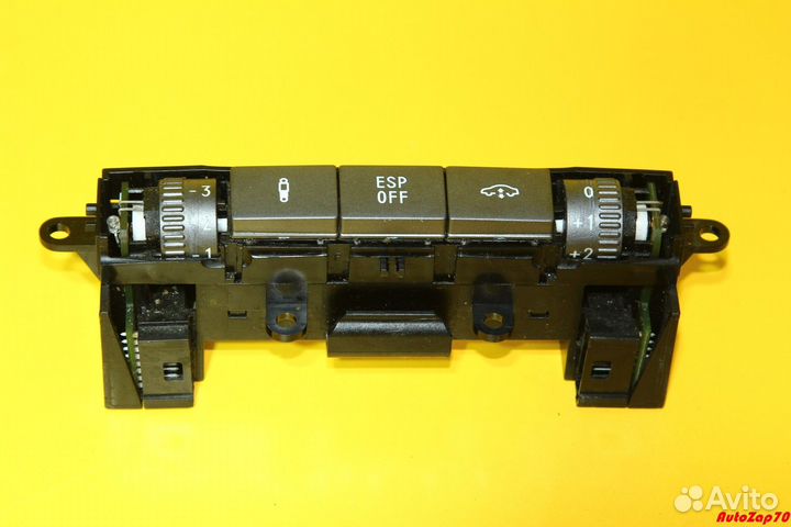 VW Phaeton Блок кнопок управления подвеской