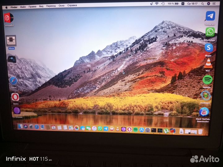 Легендарный беляш Apple MacBook