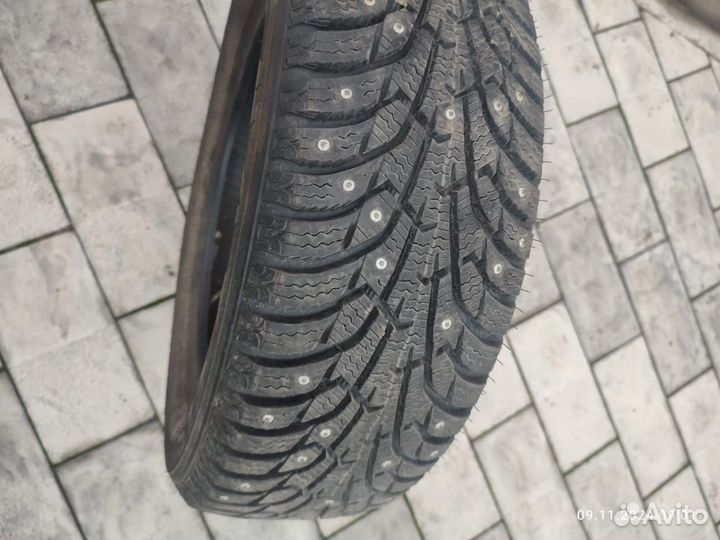 Maxxis NP5 Premitra Ice Nord 185/60 R15