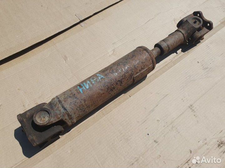 Карданный вал передний Ваз 2121