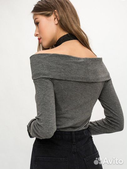 Боди с опушенными плечами