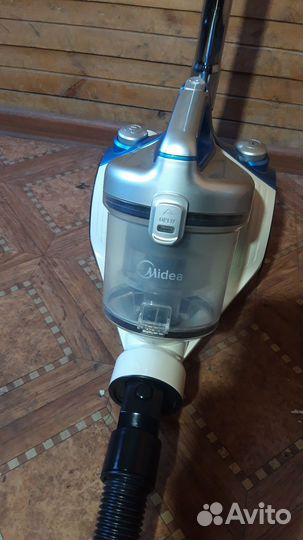 Пылесос midea VCS35B15k-B