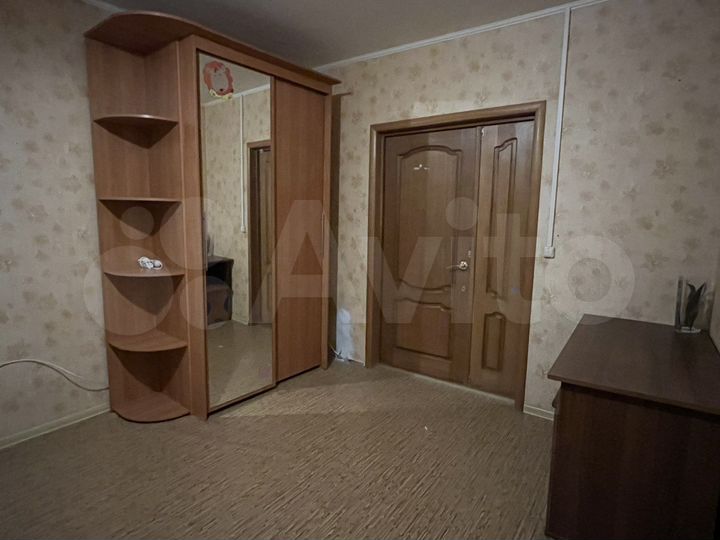 Комната 18 м² в 3-к., 15/17 эт.