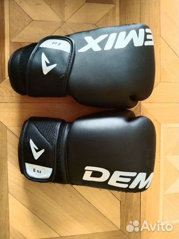 Боксерские перчатки