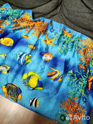 Шелковый платок яркий