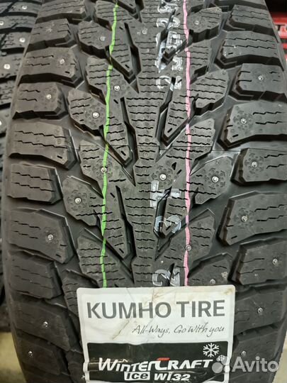 Kumho WinterCraft Ice Wi32 225/55 R17