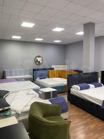 Торговая площадь, 1300 м²