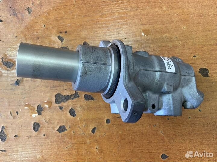 Гтц главный тормозной цилиндр Mercedes W213